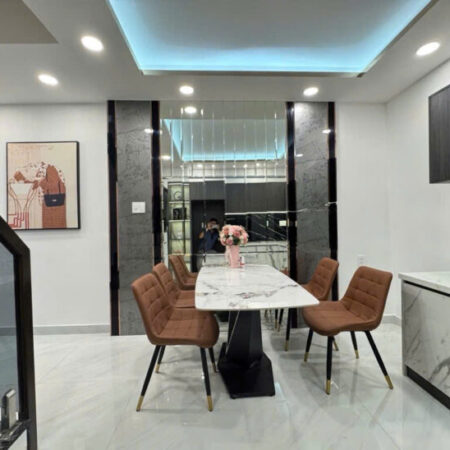 Bán Nhà Hẻm Huỳnh Tấn Phát Q7, 4 Tầng, 4PN, 56m2, Giá Chỉ 7.6 Tỷ, Sổ Đỏ!