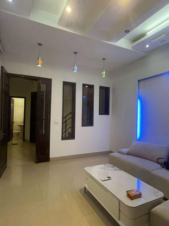 SIÊU PHẨM DUY NHẤT – PHÂN LÔ PHỐ TRUNG KÍNH TO – Ô TÔ NGỦTRONG NHÀ 46T2, 5 T, mt 4.2m 15.7 tỷ Cầu