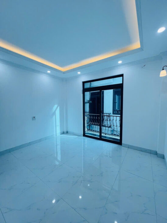 BÁN NHÀ 5 TẦNG ĐẸP – NGÕ Ô TÔ TRÁNH- YÊN LỘ – YÊN NGHĨA – HÀ ĐÔNG