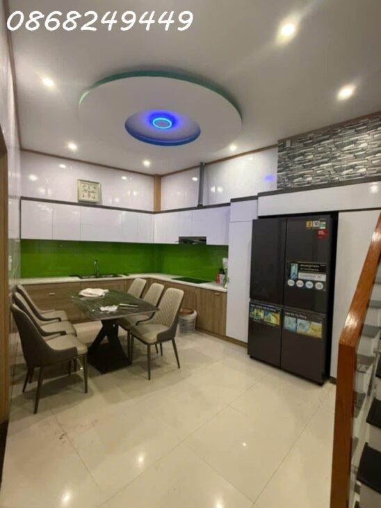 ???? Mặt tiền Trương Định, bán nhà 2 tầng, gần biển giá chỉ 7 tỷ 9x