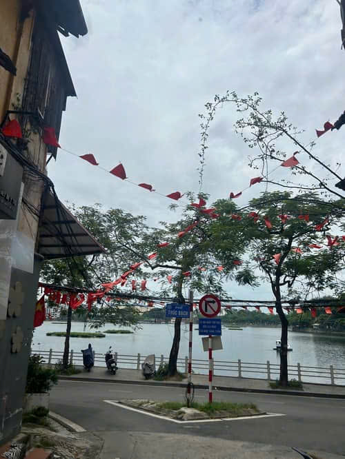 SIÊU PHẨM BA ĐÌNH GẦN HỒ TRÚC BẠCH 48M 5 TẦNG Ô TÔ KD ĐỈNH GIÁ 20 TỶ 0878168006