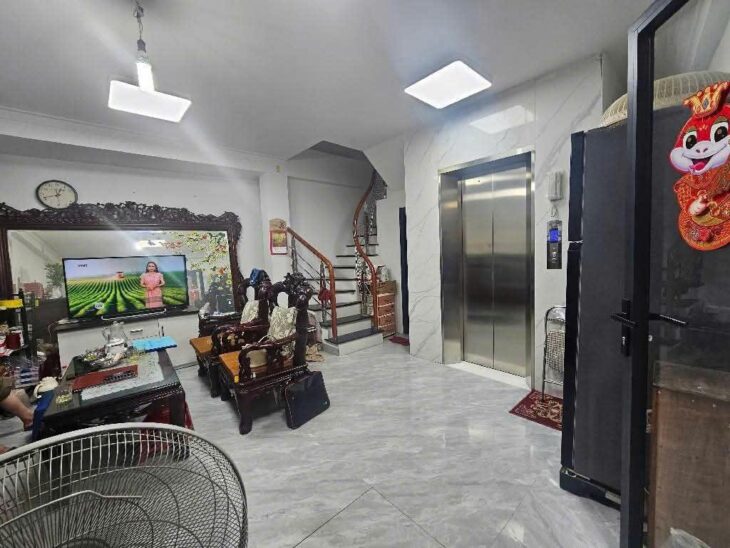 Căn Hộ 6 tầng Thang máy 39m², Hai Bà Trưng – Chỉ hơn 8 Tỷ! Căn Hộ Mơ Ước – Vị Trí Vàng – Sổ Đỏ