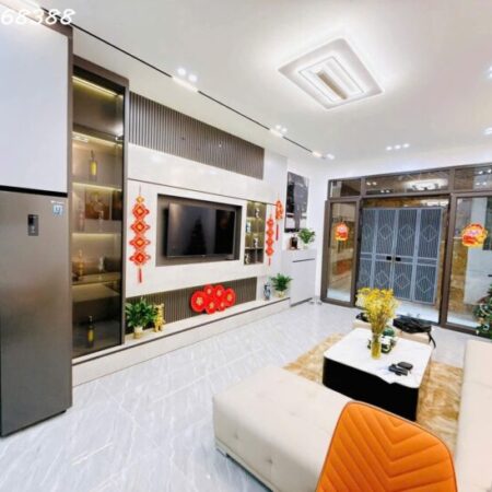 bán nhà Trương Định, Tương Mai, Hoàng Mai DT42m x 7,9T, ngõ xe ba gác tránh, nhà siêu đẹp.