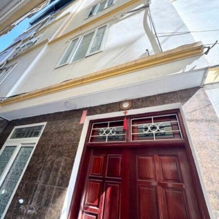 Cơ Hội Sở Hữu Ngôi Nhà 5 Tầng 35m2, 3 Phòng Ngủ – Vị Trí Vàng Quận Hoàng Mai – Chỉ 7.95 Tỷ!