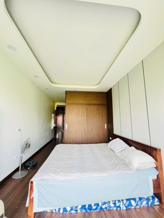 TÒA NHÀ MẶT PHỐ MAI DỊCH – 2 MẶT TIỀN – THANG MÁY – VỈA HÈ RỘNG – VIEW THOÁNG – KINH DOANH SẦM UẤT