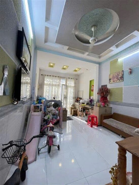 Giảm sốc 700tr! Nhà Vuông 2 tầng HXH 49m2 – Lê Văn Thọ QV