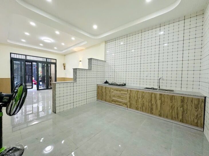 Nhà mới 2 mặt tiền HXT tránh 75m2 – Lê Đức Thọ GV