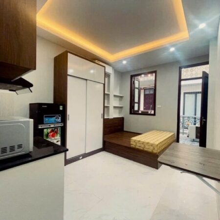 Bán căn CCMN 60m, 10 phòng khép kín full đồ, thang máy êm ru, dòng tiền ổn định, vài bước ra phố,