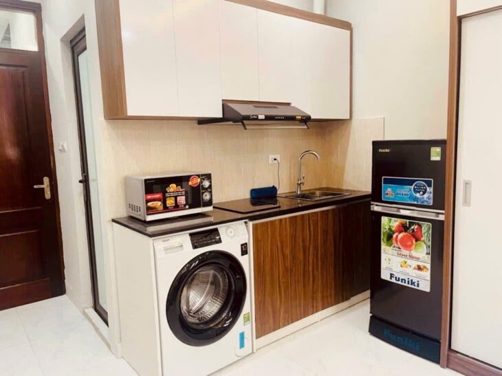 Bán căn CCMN 60m, 10 phòng khép kín full đồ, thang máy êm ru, dòng tiền ổn định, vài bước ra phố,