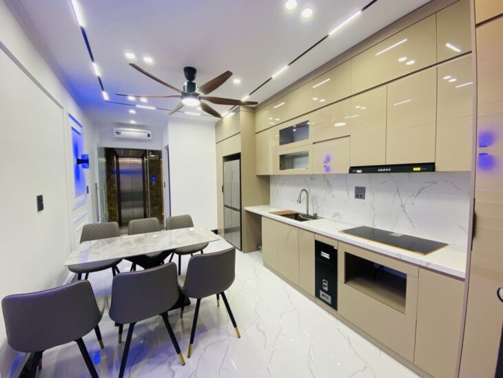 SIÊU PHẨM LÕI NGỌC THỤY! NHÀ 6 TẦNG THANG MÁY – Ô TÔ ĐỖ CỔNG – FULL NỘI THẤT CAO CẤP!