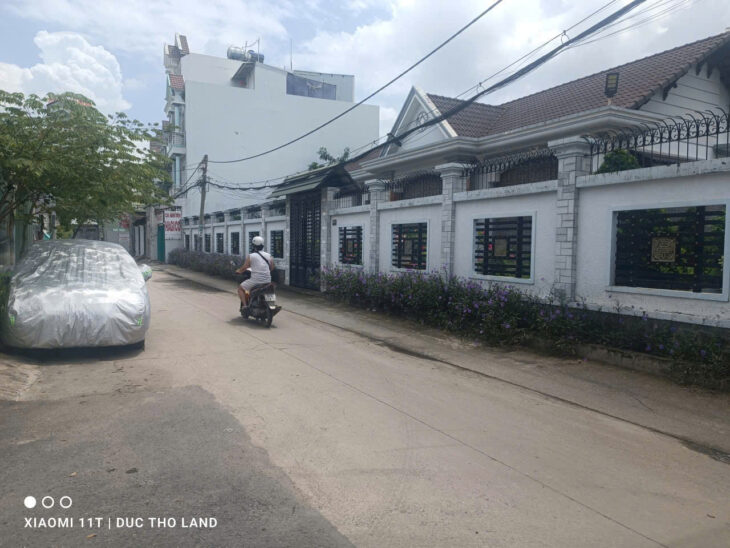 Giảm 500tr bán nhà 246m2 đường xe tải Hà Huy Giáp, gần Cao đẳng Điện Lực, còn nhỉnh 35tr/m2