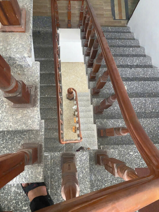 bán nhà 4 tầng trung tâm trần hưng đạo ngay gần cf cộng, đường oto thông rộng, 65m2