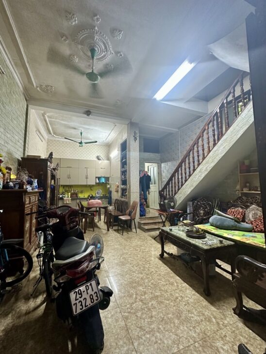 VỊ TRÍ ĐẸP – 5M RA PHỐ NGUYỄN KHANG – Ô TÔ TRÁNH ĐỖ CỬA _ 4 TẦNG – 44M2 – 12,5 TỶ