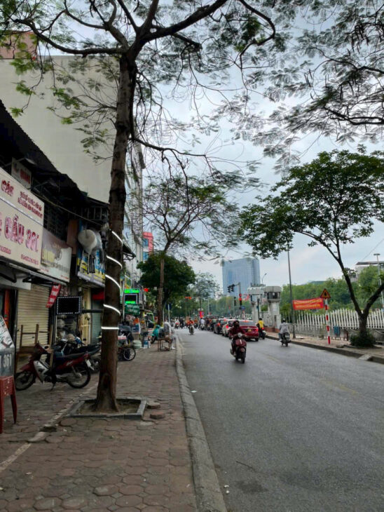 Bán tòa nhà 7 tầng, thang máy, 80m2, mặt tiền 5m, khu VIP Cầu Giấy giá 47.5 tỷ