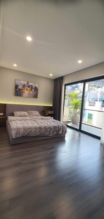 BÁN NHÀ PHỐ NGỌC THỤY – GỌN GÀNG, ẤM CÚNG, 5 TẦNG, FULL NỘI THẤT!