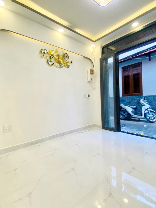 Nhà 3 tầng hẻm Dương Bá Trạc P. Chánh Hưng. Giá 4,28 tỷ