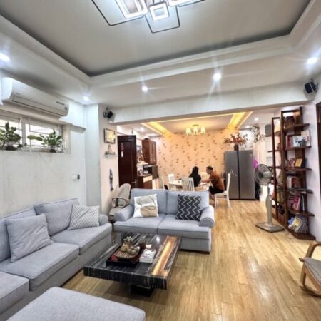 CĂN GÓC 3 NGỦ KĐT VIỆT HƯNG – 102M² – FULL NỘI THẤT CAO CẤP – Ở NGAY!