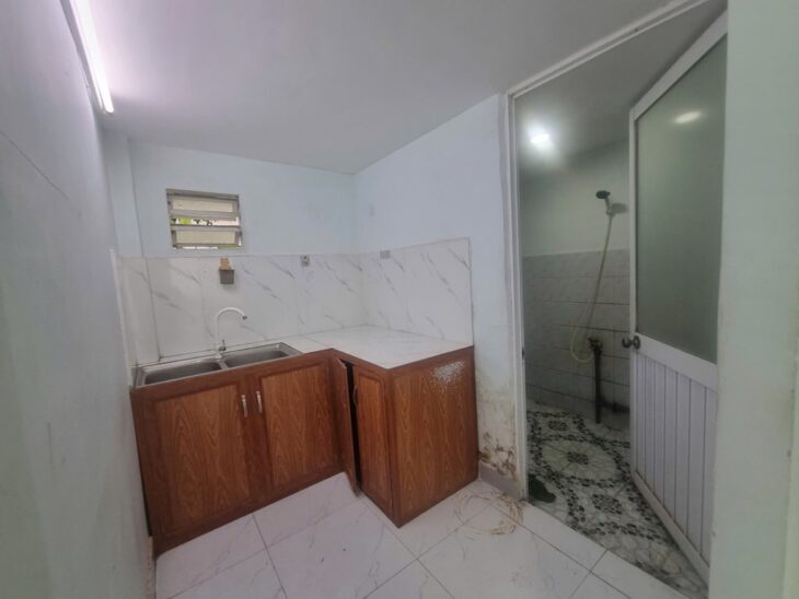 HẺM XE HƠI THẲNG MỘT TRỤC PHAN VĂN HÙM – ~ 35m2 – 2 TẦNG – NGAY TRUNG TÂM ẨM THỰC SONG HÀNH – GIÁ