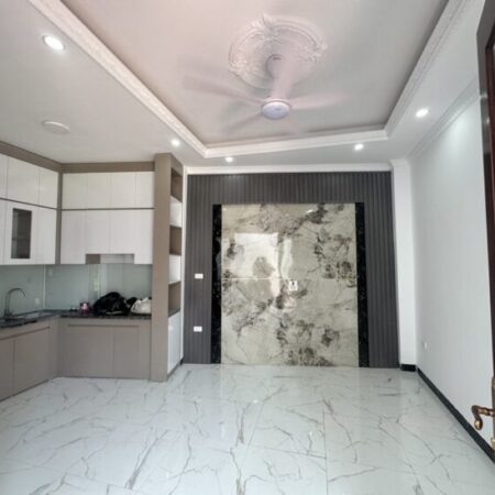 NHÀ 5 TẦNG MỚI ĐẸP – NGÕ THÔNG RỘNG – Ô TÔ CÁCH 5M – TRUNG TÂM PHÚC LỢI!