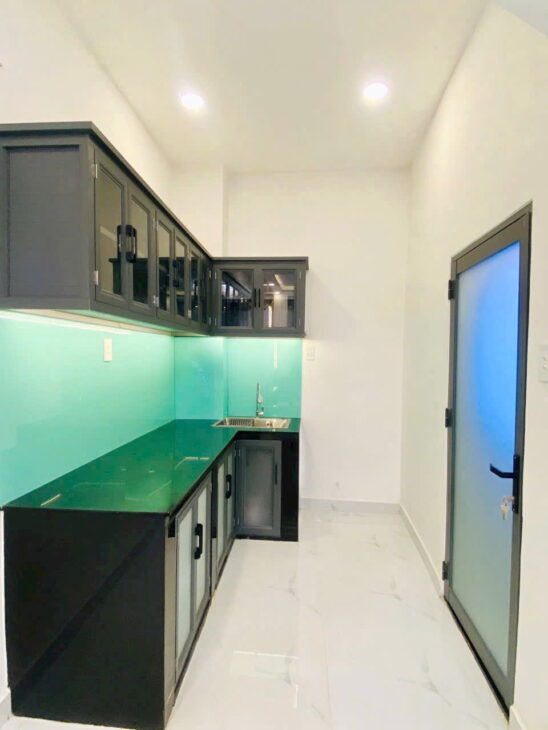 Nhà 3 tầng hẻm Dương Bá Trạc P. Chánh Hưng. Giá 4,28 tỷ