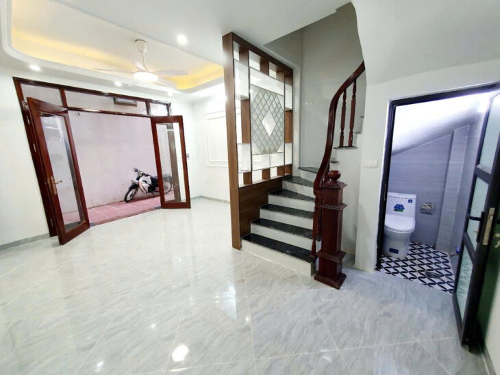 NHÀ ĐẸP MỚI TINH . Cổ Nhuế – Bắc Từ Liêm 35m 6 tầng mặt tiền 4,3m 7,25 tỷ sổ đỏ vuông vắn cất két