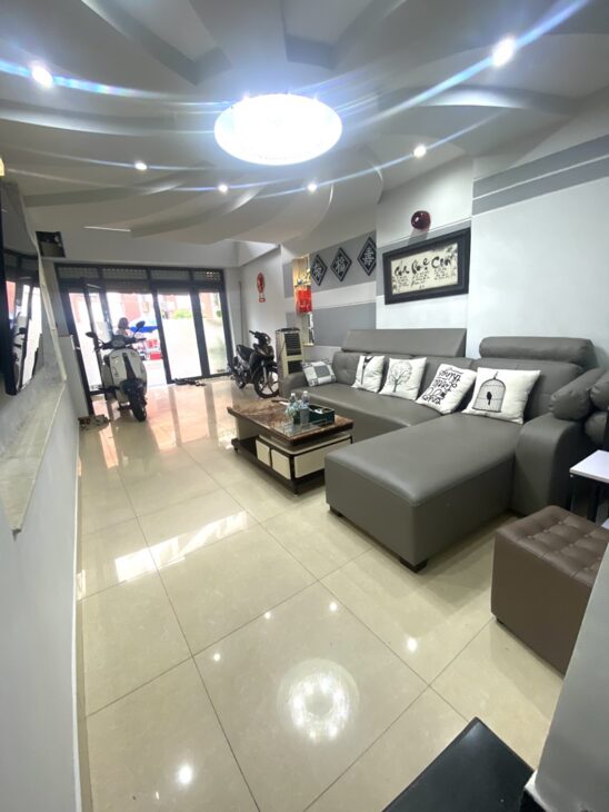 Siêu Hiếm – Bán nhà Hẻm Rộng 12M Khu VIP Lê Văn Sỹ Q3, 6 Tầng, MT rộng thoáng, Vị trí đắc địa