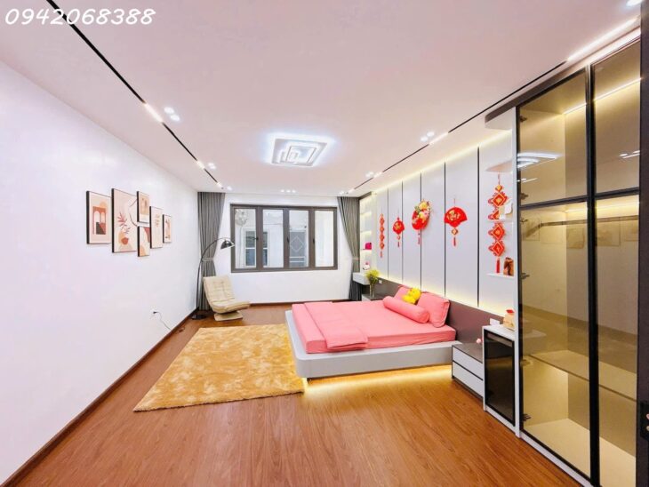 bán nhà Trương Định, Tương Mai, Hoàng Mai DT42m x 7,9T, ngõ xe ba gác tránh, nhà siêu đẹp.