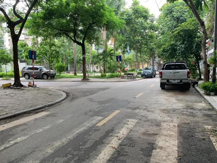 Bán nhà KĐT mới văn Phú 95mx5 tầng, vỉa hè, kinh doanh đỉnh cao 21 tỷ.