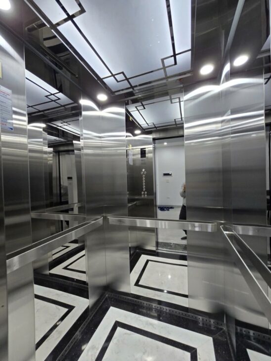 SIÊU PHẨM MỚI TINH! NHÀ 6 TẦNG THANG MÁY – NGỌC LÂM – Ô TÔ ĐỖ CỔNG – TẶNG FULL NỘI THẤT CAO CẤP!