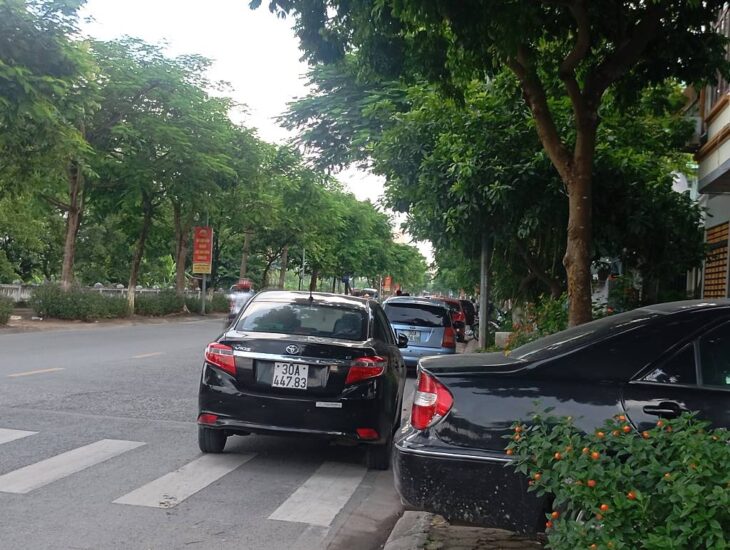 HIẾM! NHÀ C4 PHÚC LỢI – VỊ TRÍ ĐẦU NGÕ – Ô TÔ VÀO – ĐẦU TƯ SINH LỜI!