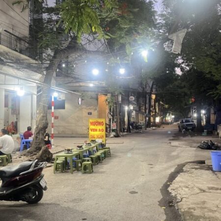 Bán nhà phố Trung Kính – Mặt bằng kính doanh – Ô tô đõ cửa – Nhà dòng tiền – Giá nhỉnh 20 Tỷ Bán nhà phố Trung Kính – Mặt bằng kính doanh – Ô tô đõ cửa – Nhà dòng tiền – Giá nhỉnh 20 Tỷ