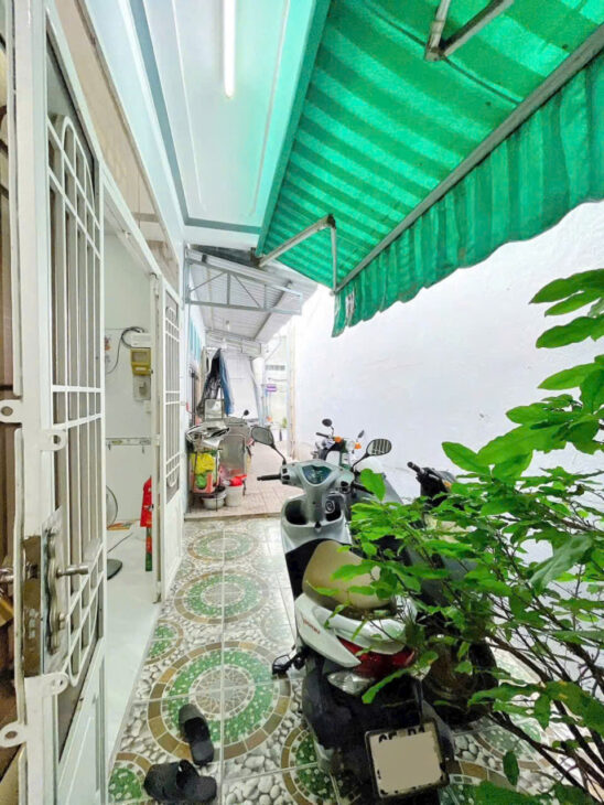 bán nhà hẻm 70 đường CMT8 Cần Thơ