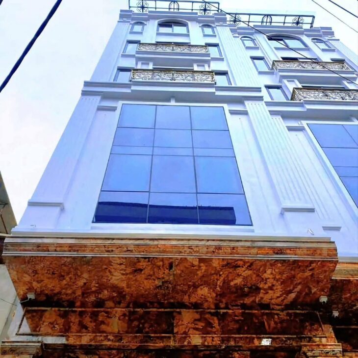BÁN NHÀ RIÊNG RỘNG 220M2 TT QUẬN ĐỐNG ĐA GIÁP CẦU GIẤY, MẶT TIỀN RỘNG, Ô TÔ KINH DOANH ĐẸP.