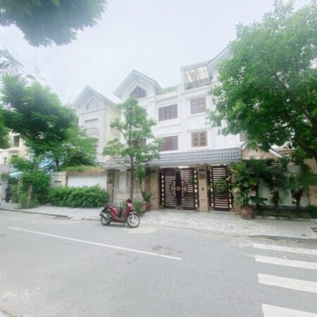 Cho thuê biệt thự Trung Văn Olympia, 150m2, 4 tầng đủ đồ đẹp, giá tốt