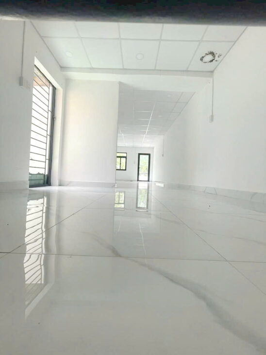 Cho thuê NNC mặt tiền Hưng Phú P9Q8. Giá 18 triệu