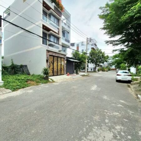 Bán Nhà Mặt Phố KD Đào Tông Nguyên, Nhà Bè: 4 Tầng, Giá 6.9 Tỷ,