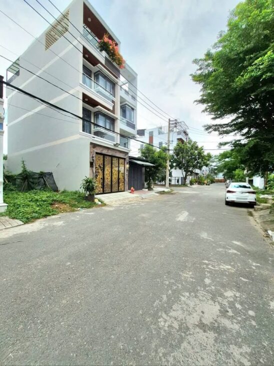 Bán Nhà Mặt Phố KD Đào Tông Nguyên, Nhà Bè: 4 Tầng, Giá 6.9 Tỷ,