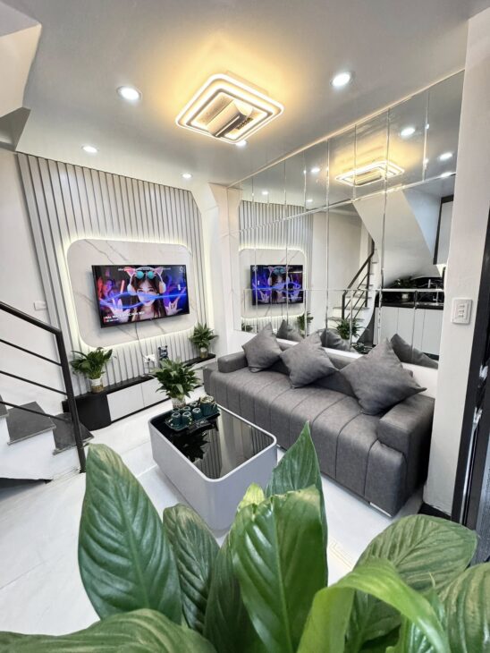 La Thành – Đống Đa – 26m² – 5 tầng – mặt ngõ thông – 5.75 tỷ