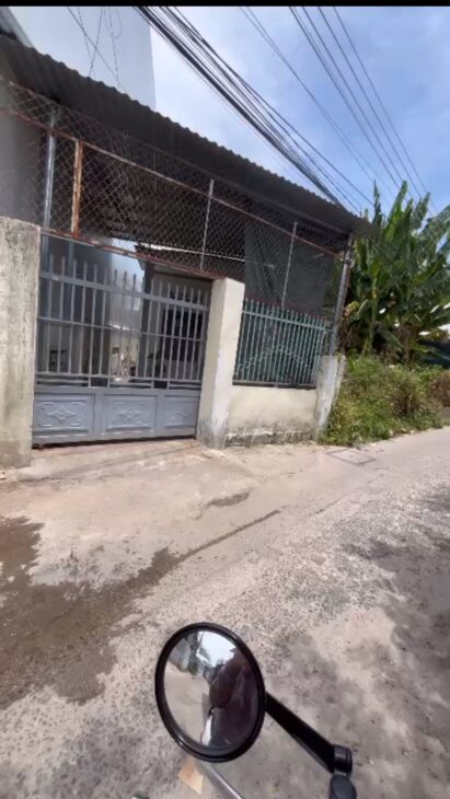 BÁN NHÀ CẤP 4 HẺM NGUYỄN KHUYẾN ĐƯỜNG Ô TÔ PHƯỜNG BẮC NHA TRANG GIÁ 2TY8