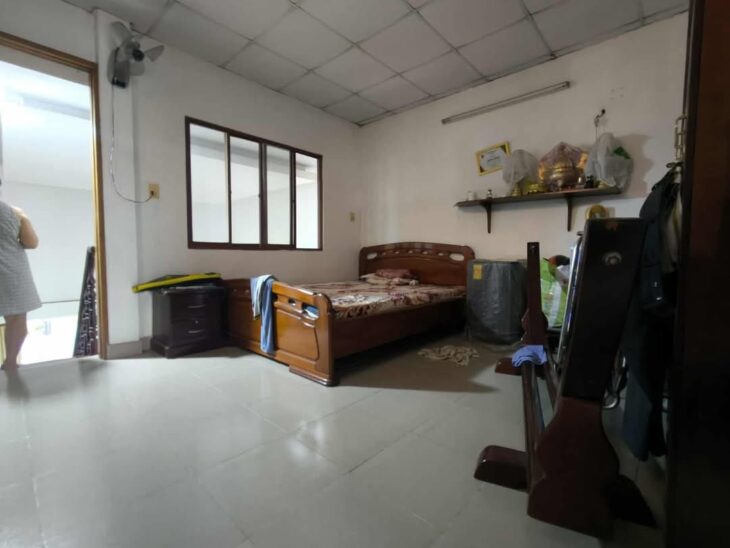 NHÀ 2 TẦNG 134M2 NGANG BỀ THẾ 8M TUYỆT ĐẸP, ĐANG CHIA LÀM 2 CĂN. HẺM XE TẢI THÔNG. TÂN XUÂN. HÓC MÔN