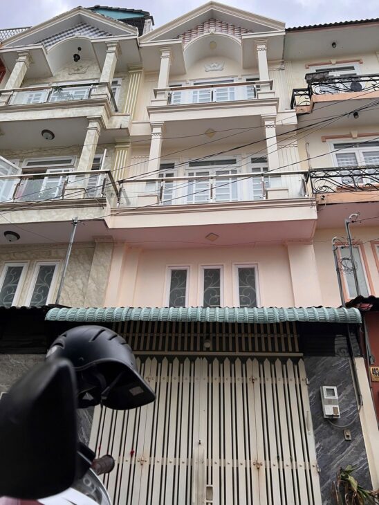 BÁN NHÀ 4 TẦNG 68M2 (4,5X15) HXH 7M THÔNG TÂN CHÁNH HIỆP 10 QUẬN 12.