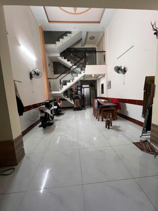 BÁN NHÀ 4 TẦNG 68M2 (4,5X15) HXH 7M THÔNG TÂN CHÁNH HIỆP 10 QUẬN 12.