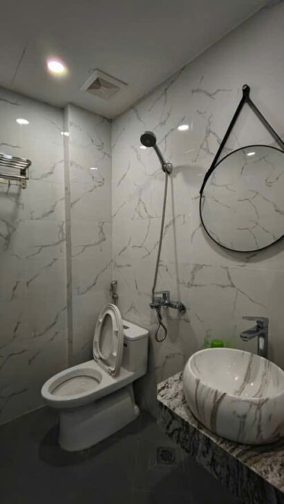 CHỈ 500 TRIỆU M NHÀ MẶT PHỐ NGUYỄN CÔNG HOAN 72M 5TẦNG THANG MÁY KD ĐỈNH GIÁ 36.5 TỶ 0336212066