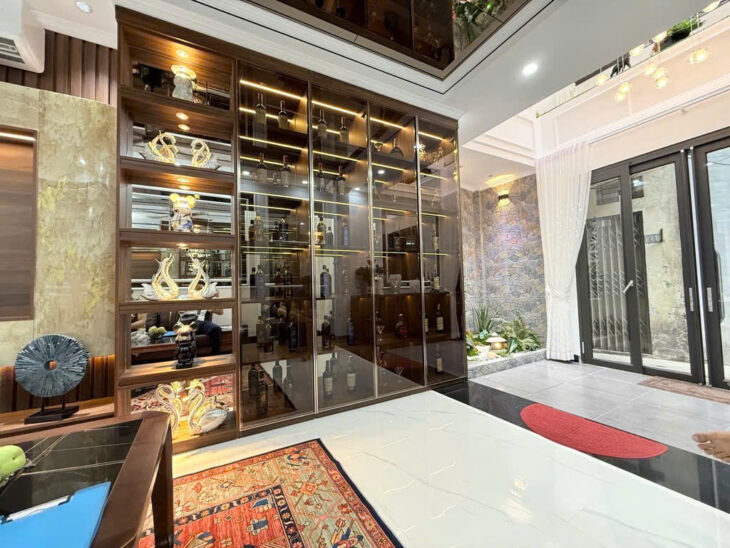 Đẹp! THÁI HÀ 50m, 15.5 Tỷ, Nhà Đẹp Sang, Thoáng Sáng, Gần Ô Tô, Trung Tâm Đống Đa