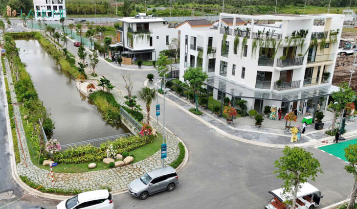 Nhà phố 3 tầng giáp Bình Chánh chỉ trả trước 850 triệu nhận nhà