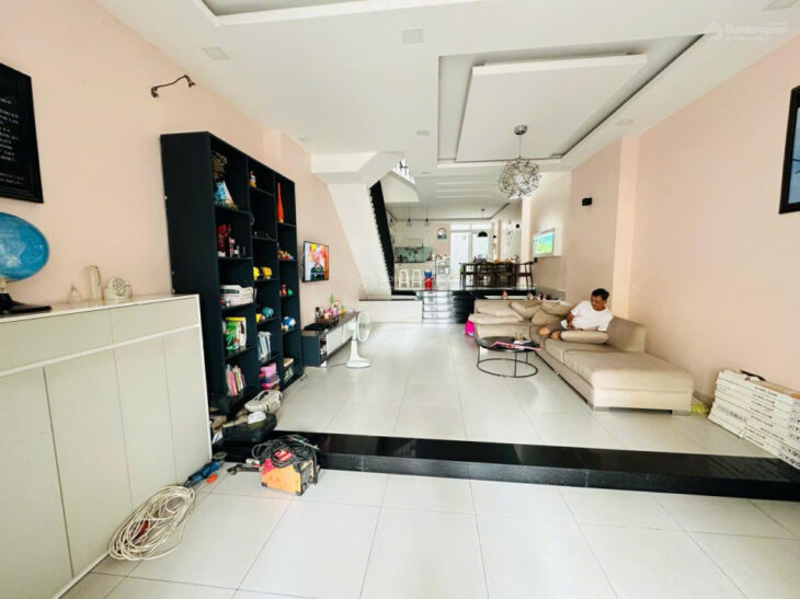 Bán Nhà Trung Tâm Thảo Điền – Sau Masteri Thảo Điền, 26 tỷ VND