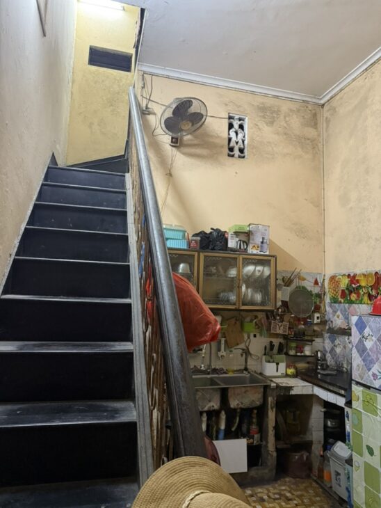 MẶT TIỀN RỘNG HIẾM CÓ 11M – ĐẤT ĐƯỢC NHÀ NƯỚC PHÂN – TRUNG TÂM CẦU GIẤY – ĐẦY ĐỦ GIẤY TỜ_ 2 TẦNG –