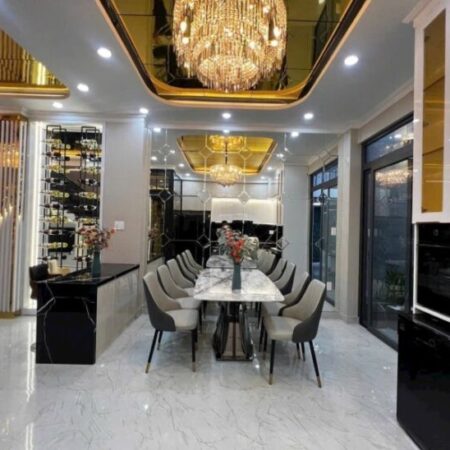 🔥 SIÊU PHẨM MẶT TIỀN PHÚ MỸ HƯNG – FULL NỘI THẤT CAO CẤP, CÓ THANG MÁY 🔥 SIÊU PHẨM MẶT TIỀN PHÚ MỸ HƯNG – FULL NỘI THẤT CAO CẤP, CÓ THANG MÁY