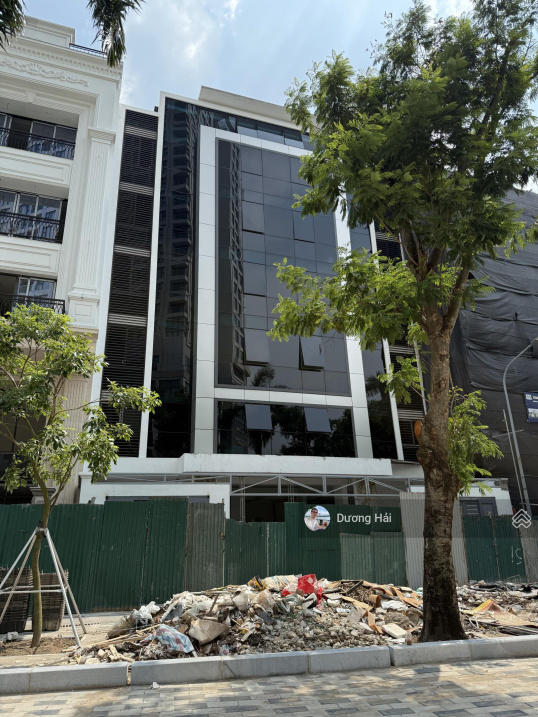 Bán nhà toà Văn Phòng Trần Thái Tông – Cầu Giấy – 155m 8 Tầng Hai Thoáng Ô Tô Tránh Vỉa Hè