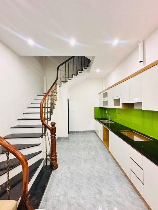 NHÀ MỚI PHẠM VĂN ĐỒNG – 30M2 – 5 TẦNG – 7.15 TỶ – Ở NGAY !!